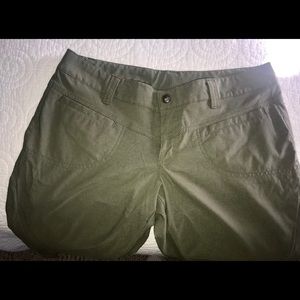 Athlete pants size 6
